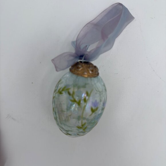 Russ Berrie Hand-Painted Crackle Glass Easter Egg Ornament Lavender Ribbon - Picture 3 of 4